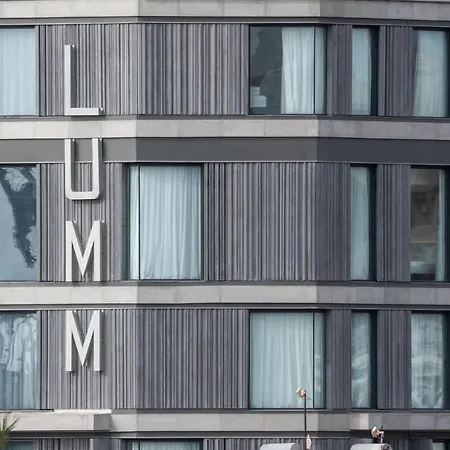 The Lumm