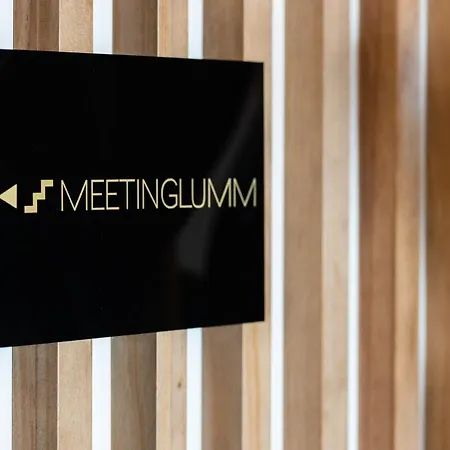 Livvo Lumm Hotel