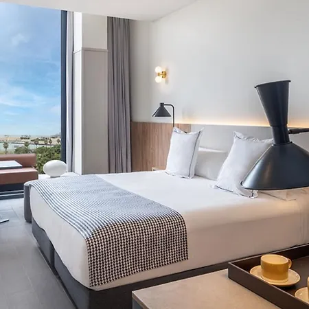 Livvo Lumm Hotel